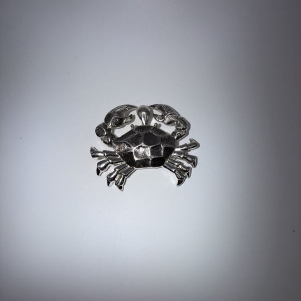 Vintage Style Silver-Tone Metal Crab Figurine/Pendant