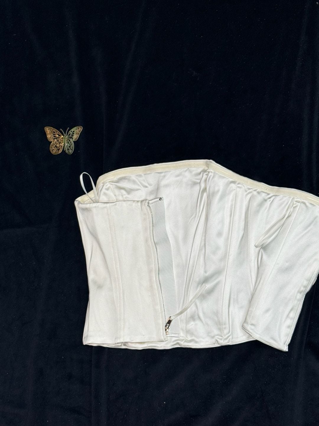 Aritiza ten Strapless Satin white Corset Top in Milk 9