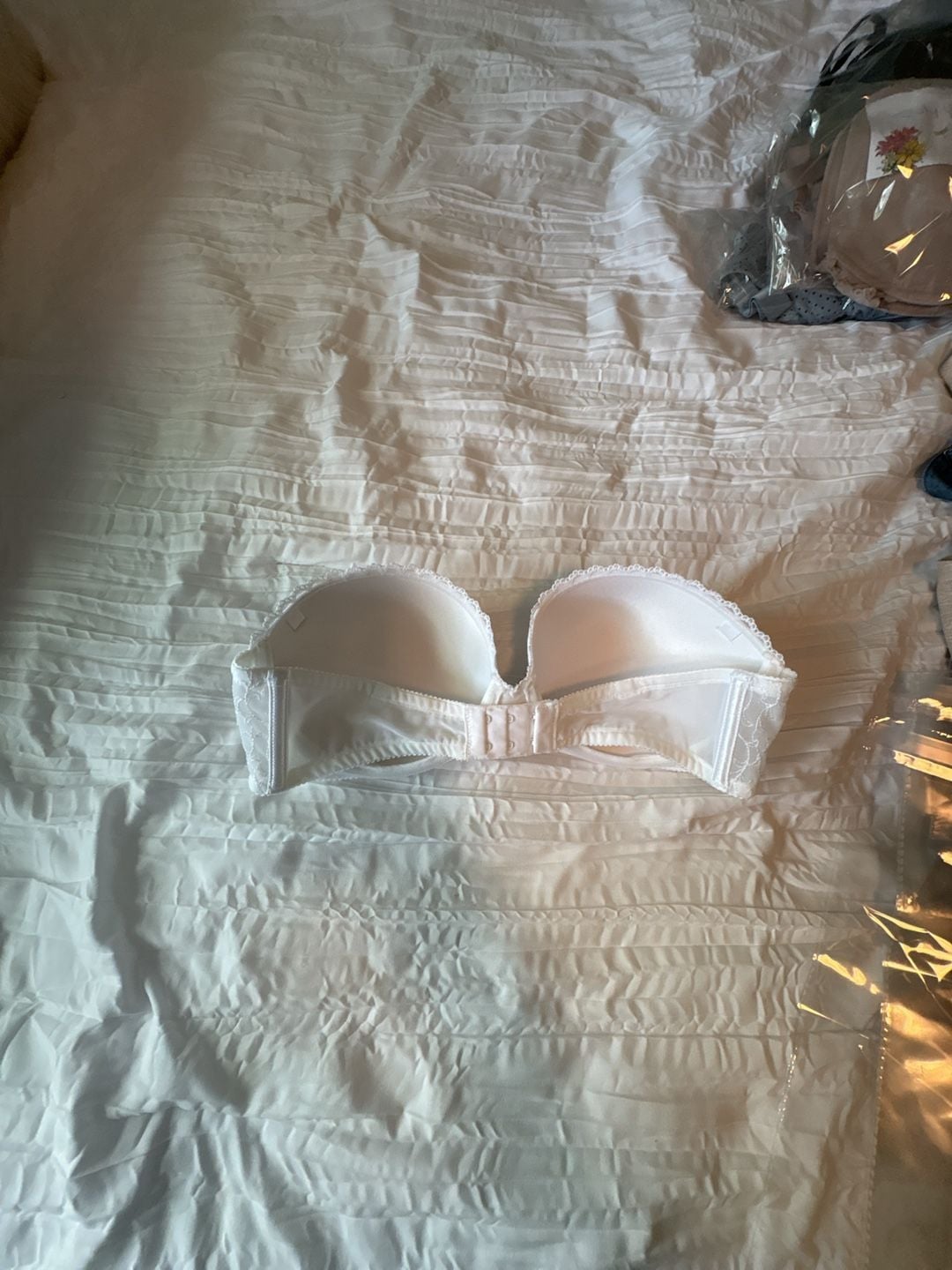 Vanity Fair Women's Strapless Underwire Bra 36C White 2