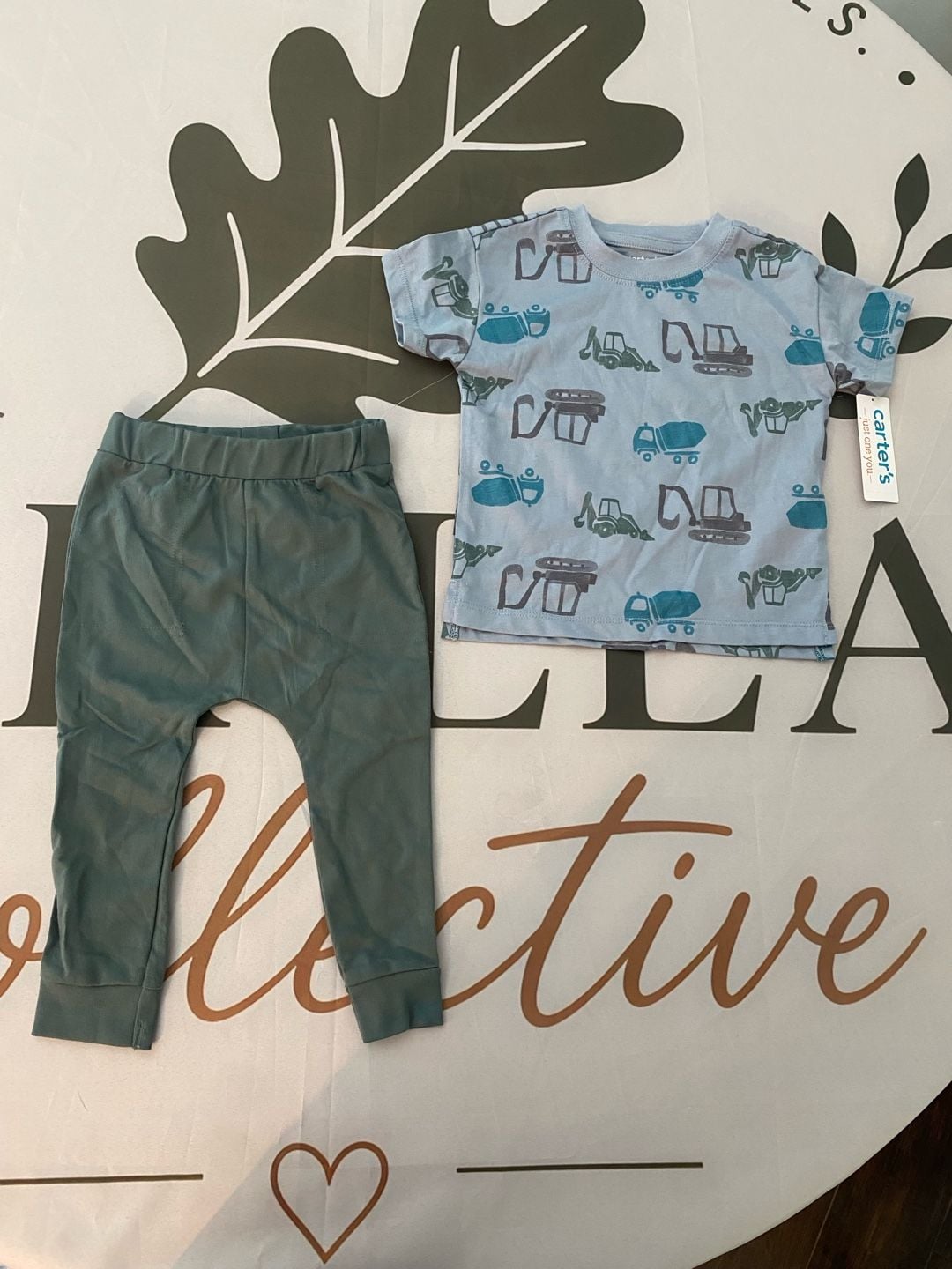 Carter's 18M Baby Boys 2-Piece Construction Vehicle T-Shirt and Jogger Pant Set 1