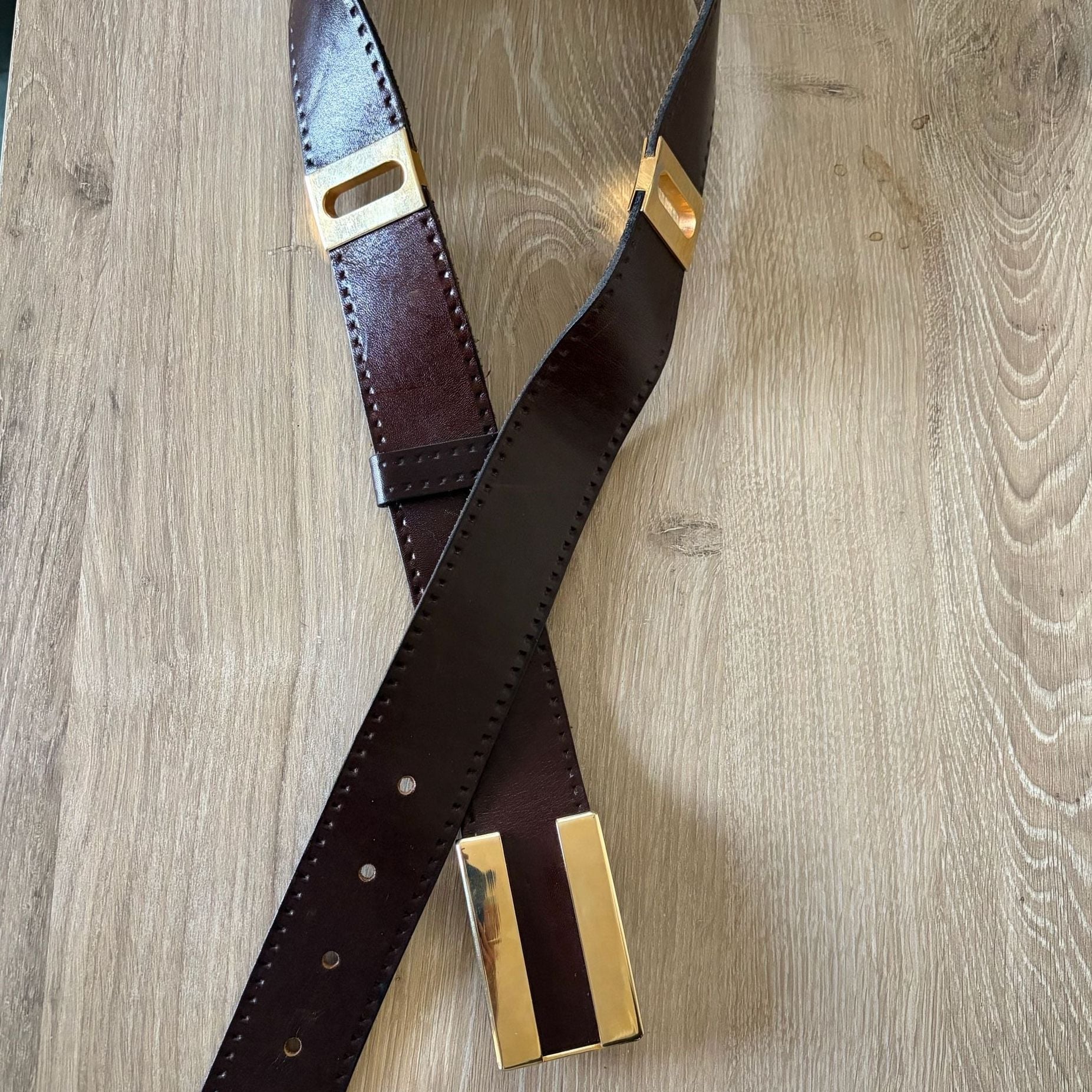 Vintage Dark Brown Italian Leather Belt with Rectangular Gold-Tone Buckle XL 9