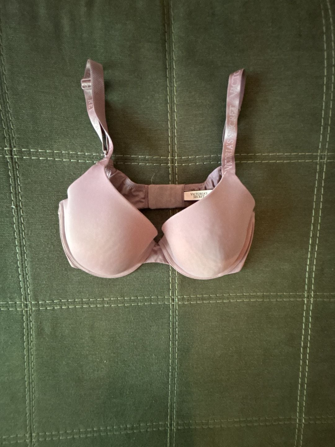Victoria's Secret Logo Shine Strap Push-Up Bra 1