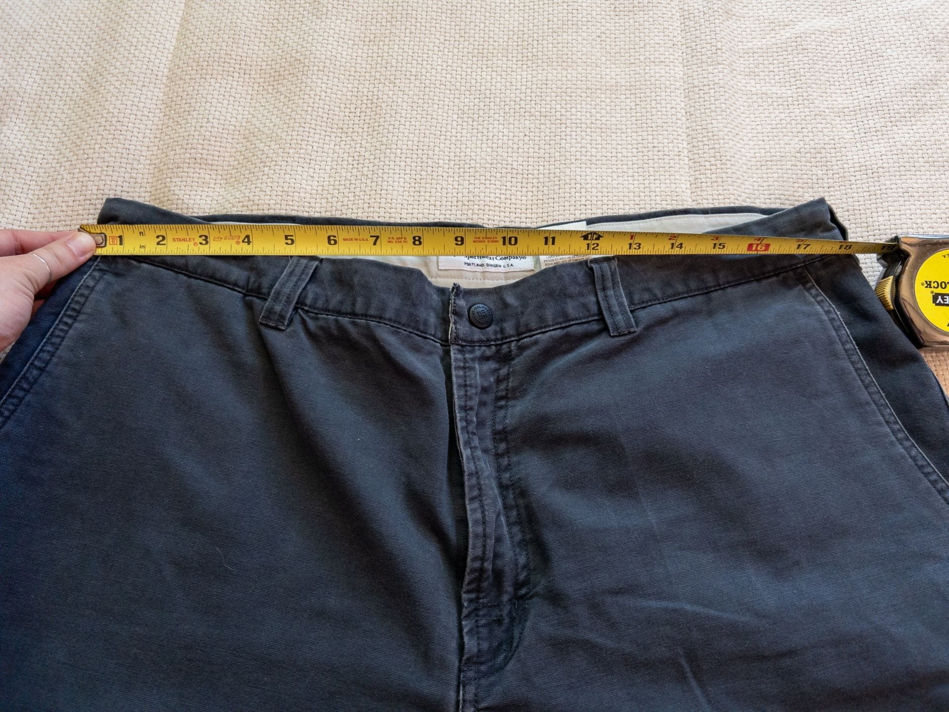 Super Sick Y2K Faded Navy Grey Tone Canvas Cotton Shorts Columbia Utility Hiking Mens Large 8