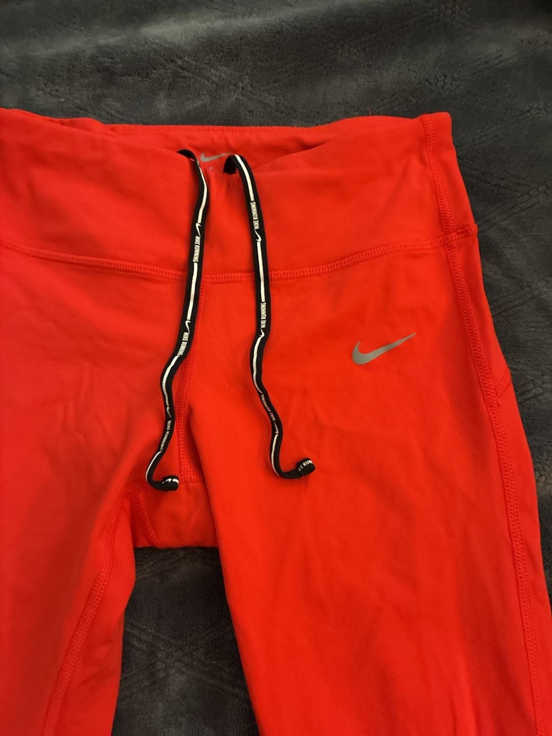 Nike Women's Dri-FIT Running Capri Pants with Zipper Pocket 2