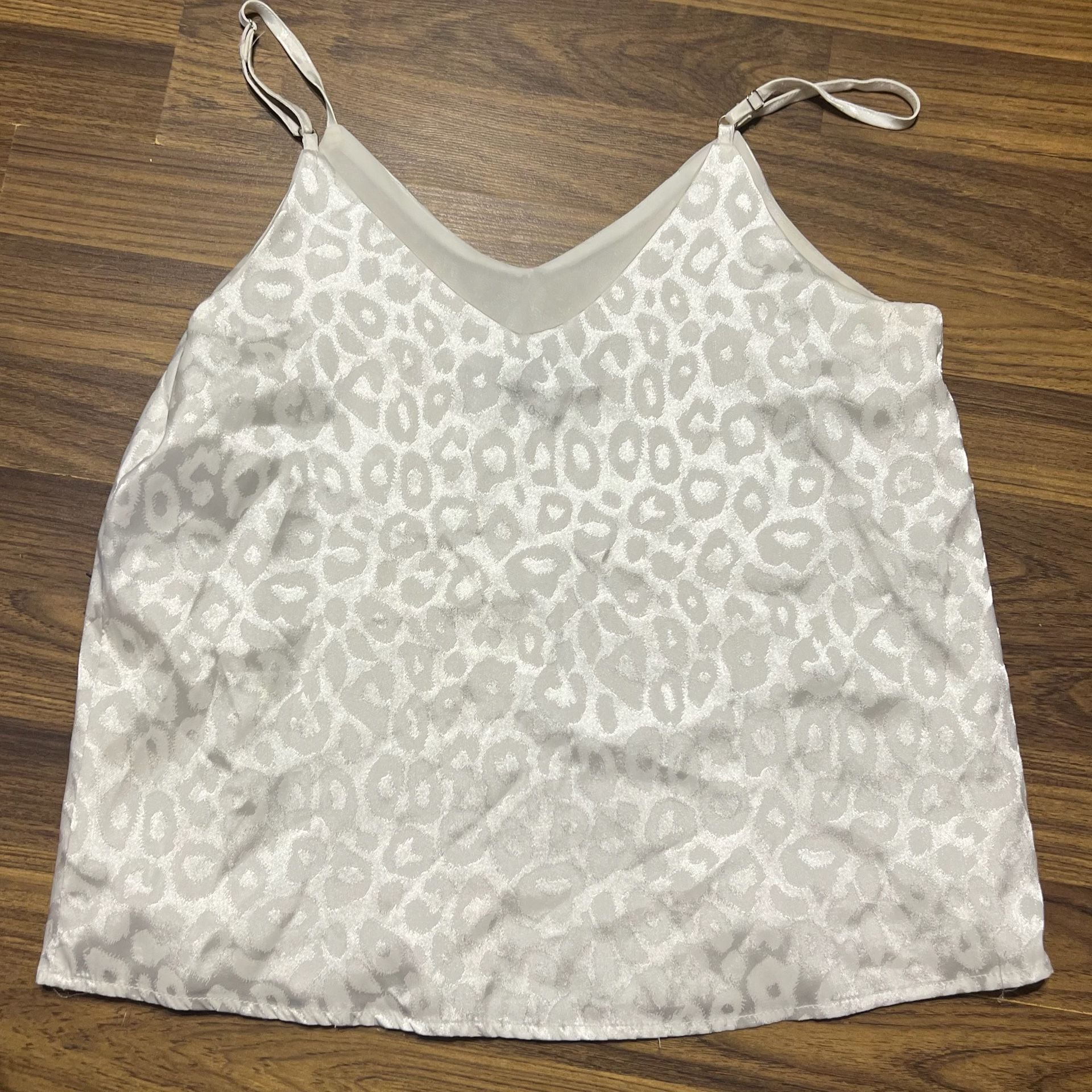 Sweet Rain White Jacquard Leopard Print V-Neck Spaghetti Strap Camisole 4