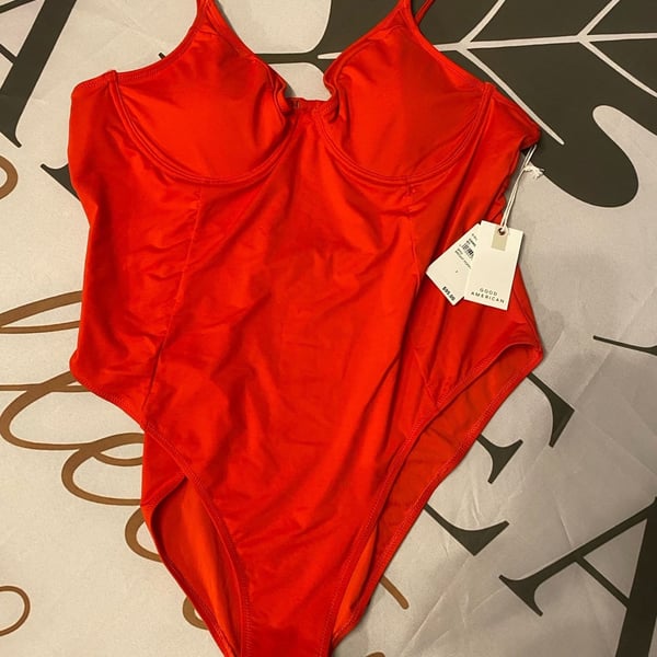 Good American GSW0393 One-Piece Swimsuit in Bright Poppy