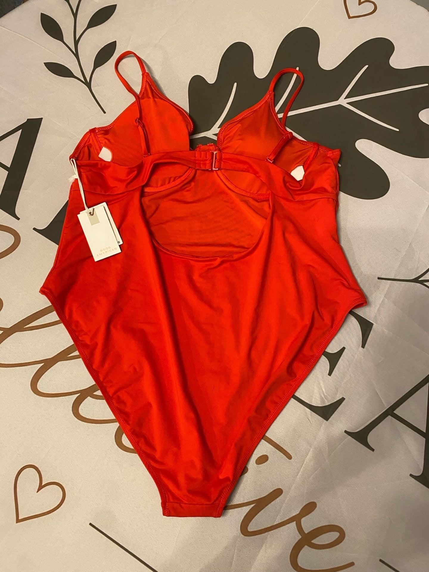 Good American GSW0393 One-Piece Swimsuit in Bright Poppy 4