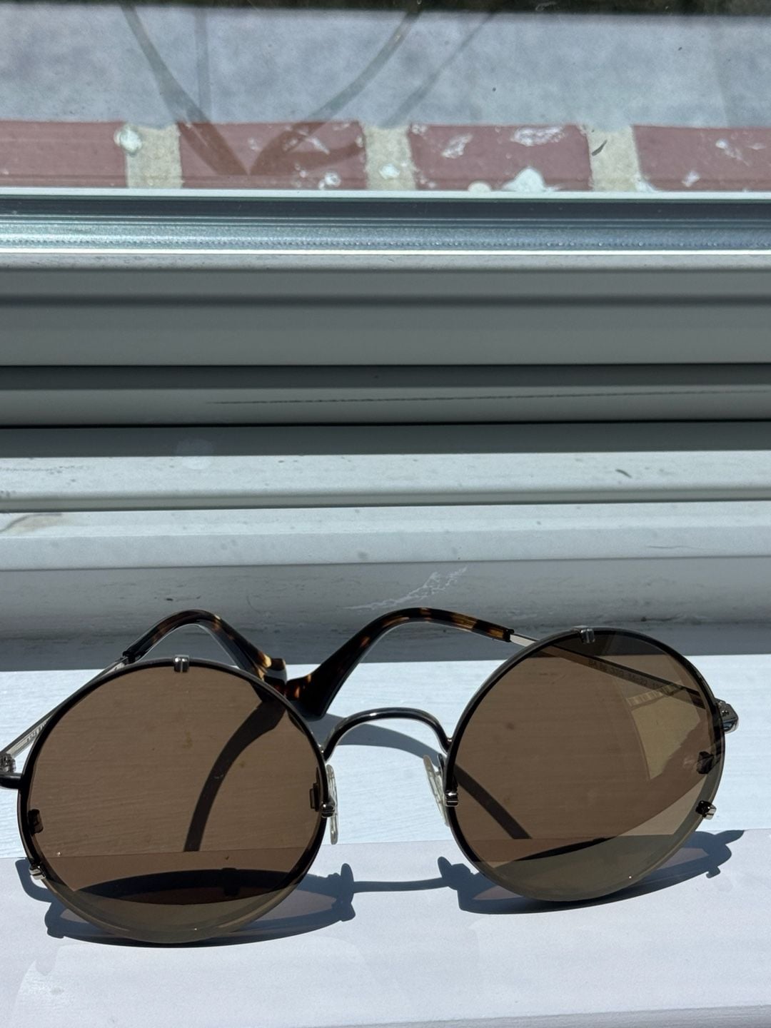 Balenciaga Round Metal Frame Sunglasses with Tinted Lenses 4