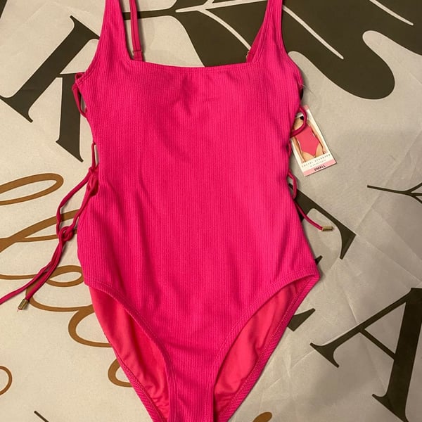 Social Standard by Sanctuary Women's S Ribbed Lace-Up Side One-Piece Swimsuit