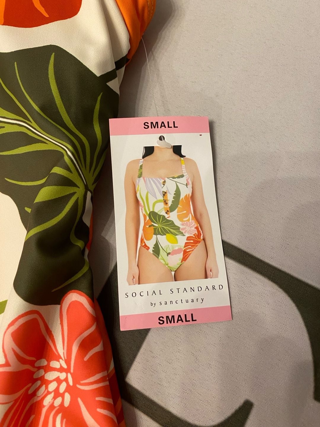 Social Standard by Sanctuary Tropical Print Women’s S Swimsuit 4