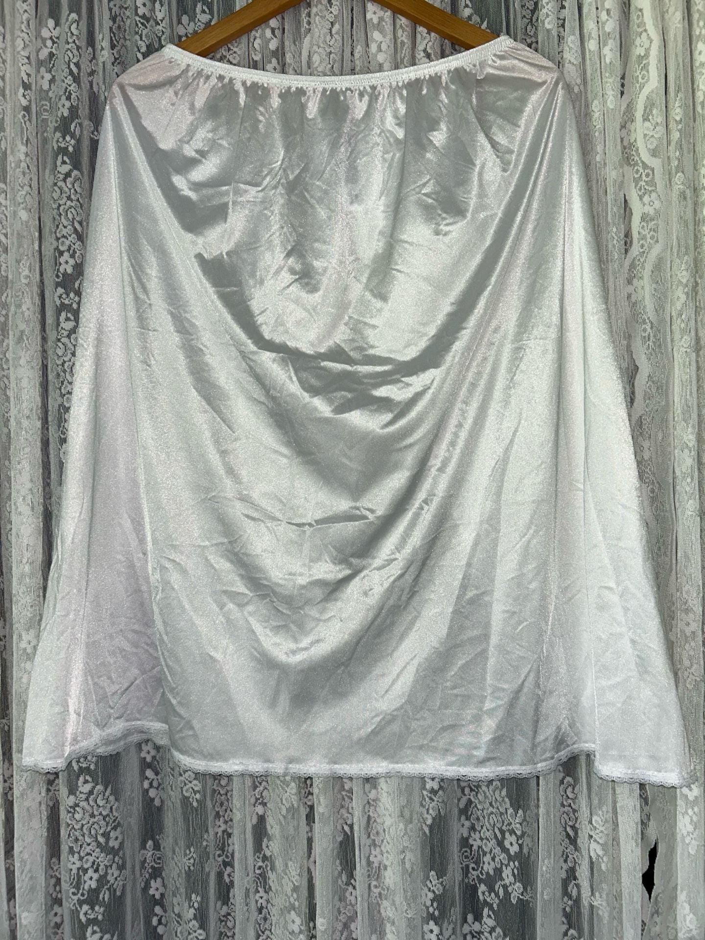 Vintage Vanity Fair Chemise Slip Lingerie 34 Ivory Lace Trim Classic Rockabilly 1