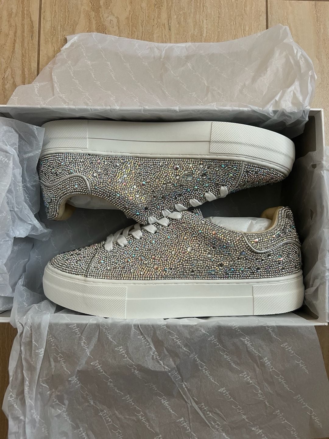 Betsey Johnson Sidny Rhinestone Platform Women’s Sneakers Sz 9.5 Women’s 4