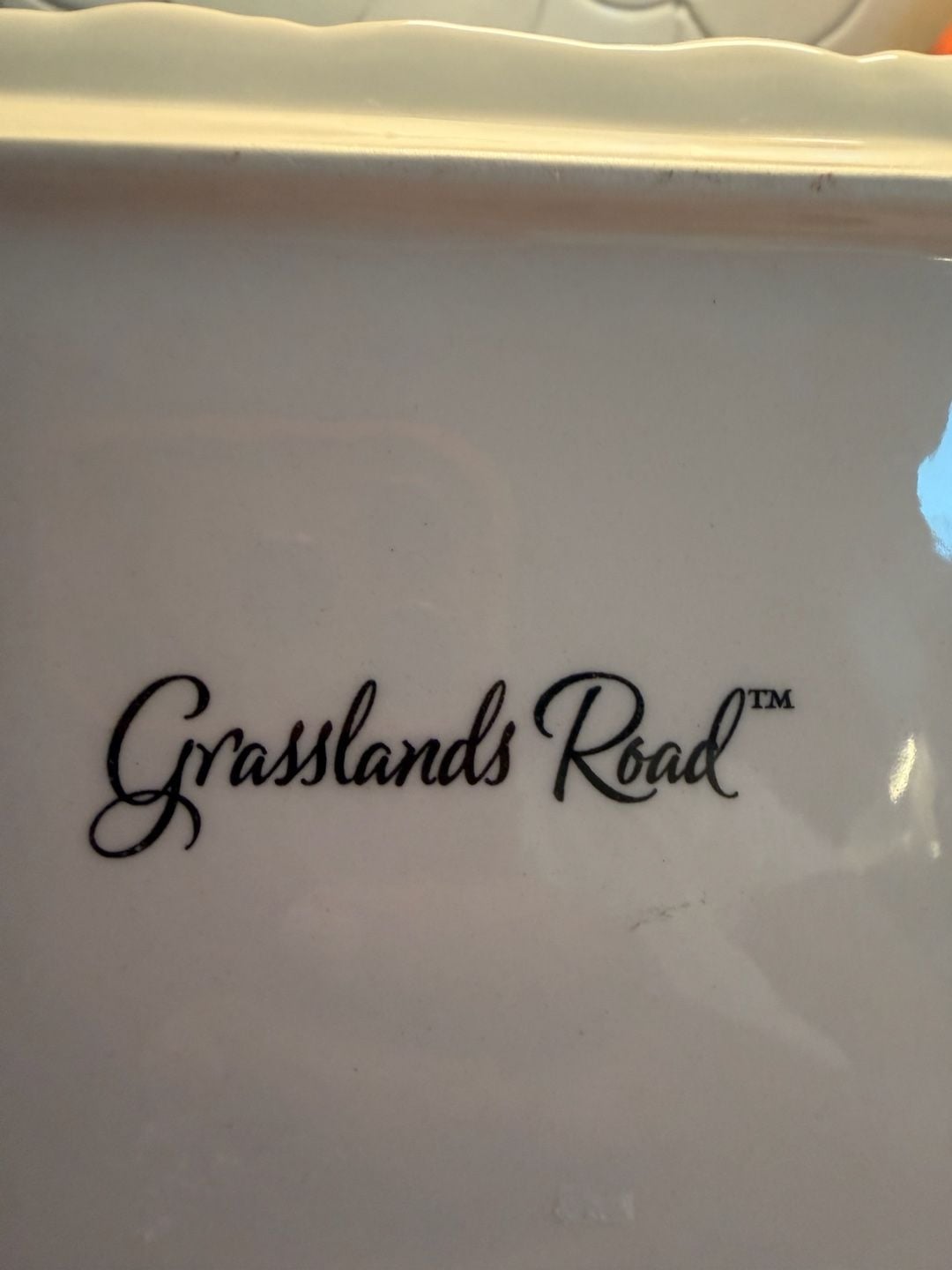 Grasslands Road Cardinal and Holly Berry Ceramic Basket Serving Dish 4