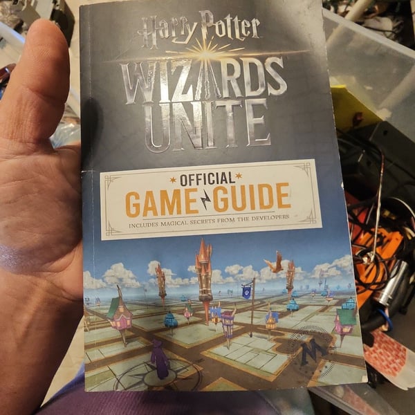Harry Potter: Wizards Unite Official Game Guide by Scholastic