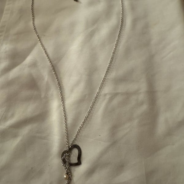 Vantel Pearls Open Heart Pendant Necklace with Multicolored Pearls