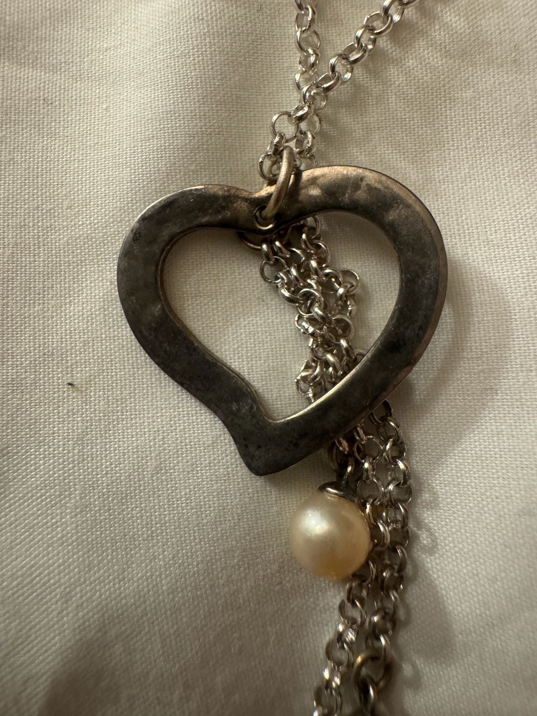 Vantel Pearls Open Heart Pendant Necklace with Multicolored Pearls 4
