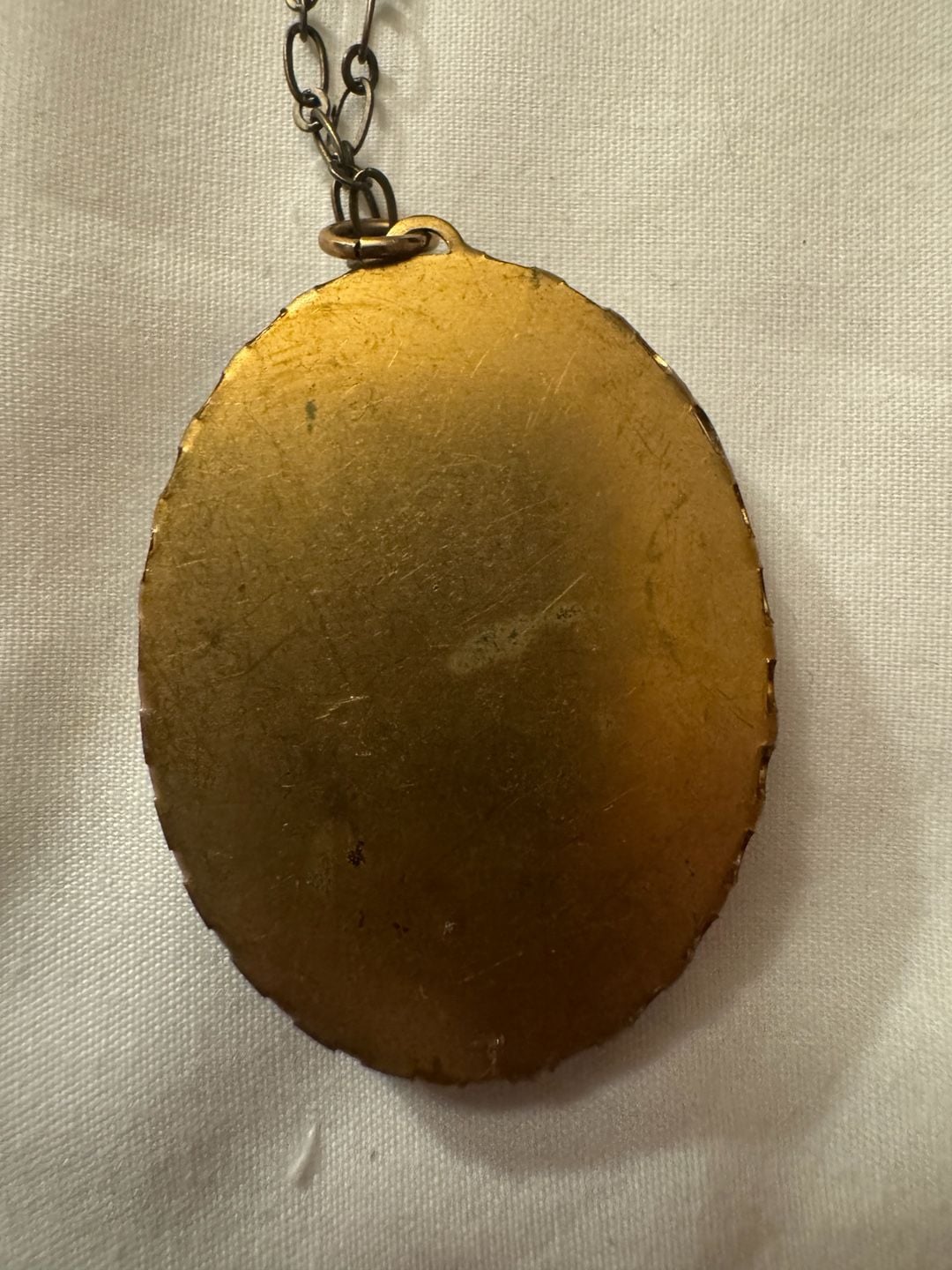 Vintage-Style Hummingbird Cameo Pendant Necklace on Antiqued Brass Chain 4