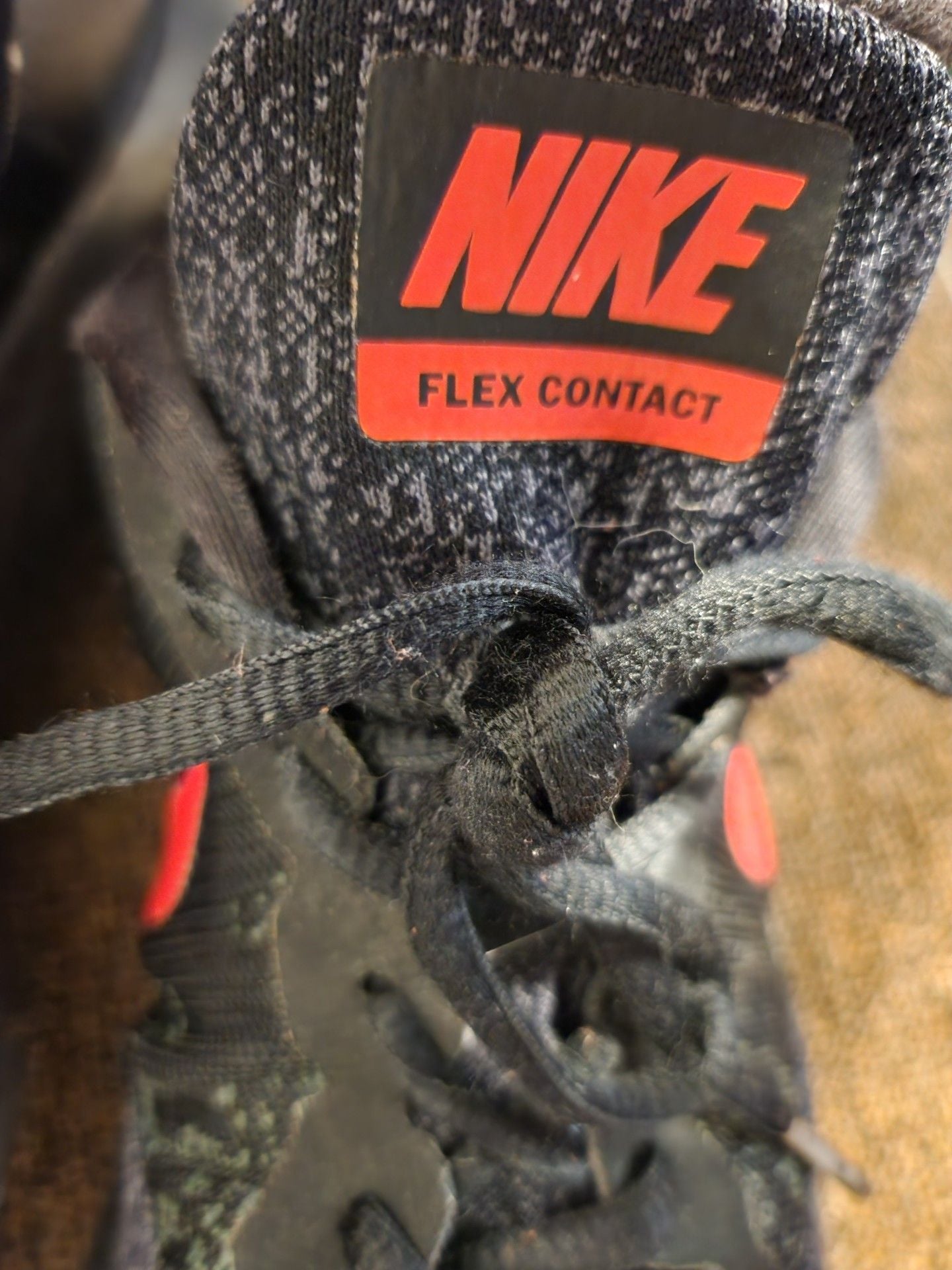 Nike Flex Contact Black and Red Running Shoes, Men's Size 11 6