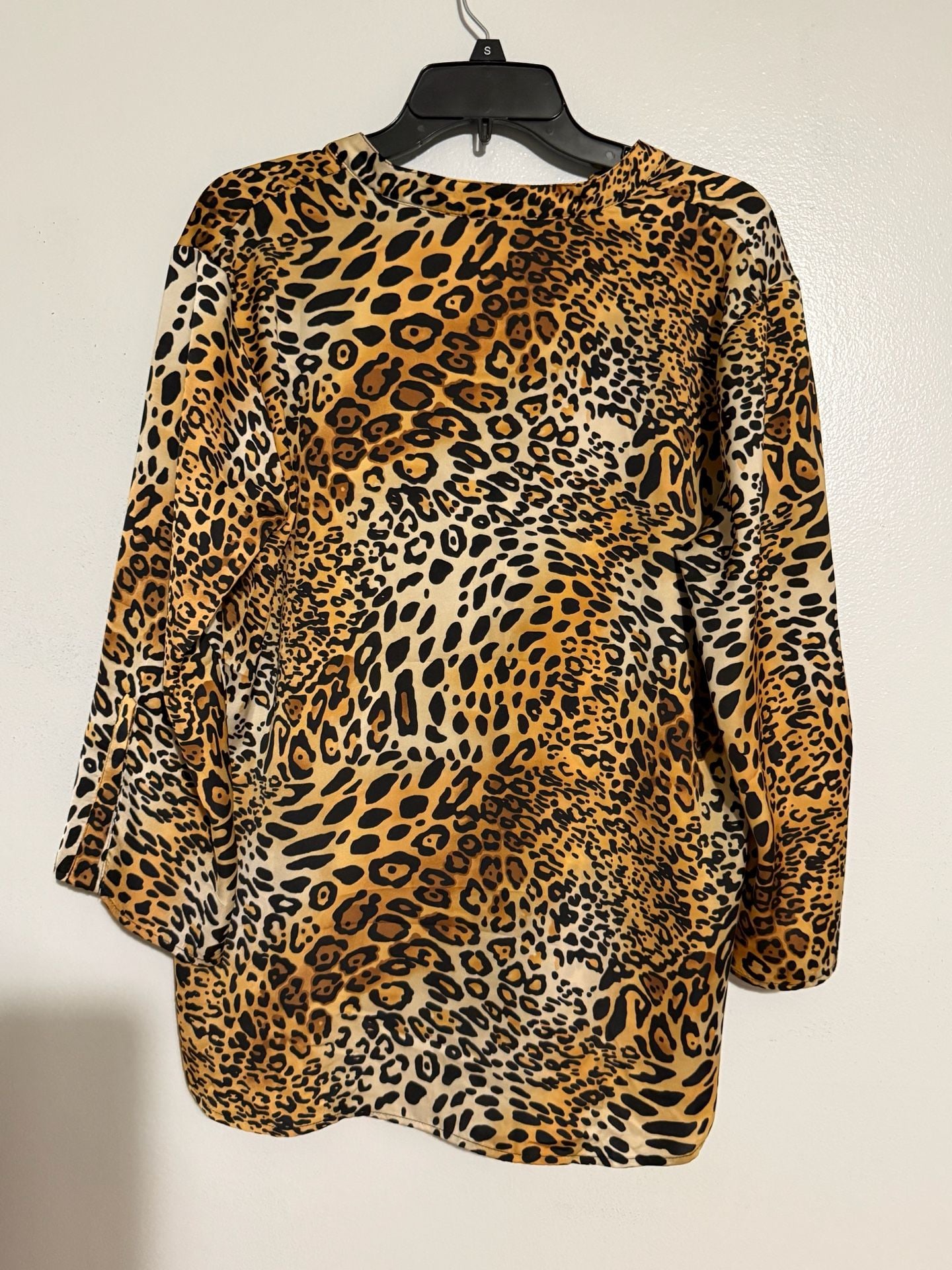 Natori Luxe Leopard Notch Collar Pajama Set 8