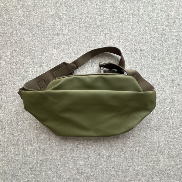 Bostanten Waterproof Nylon Crossbody Sling Waist Bag