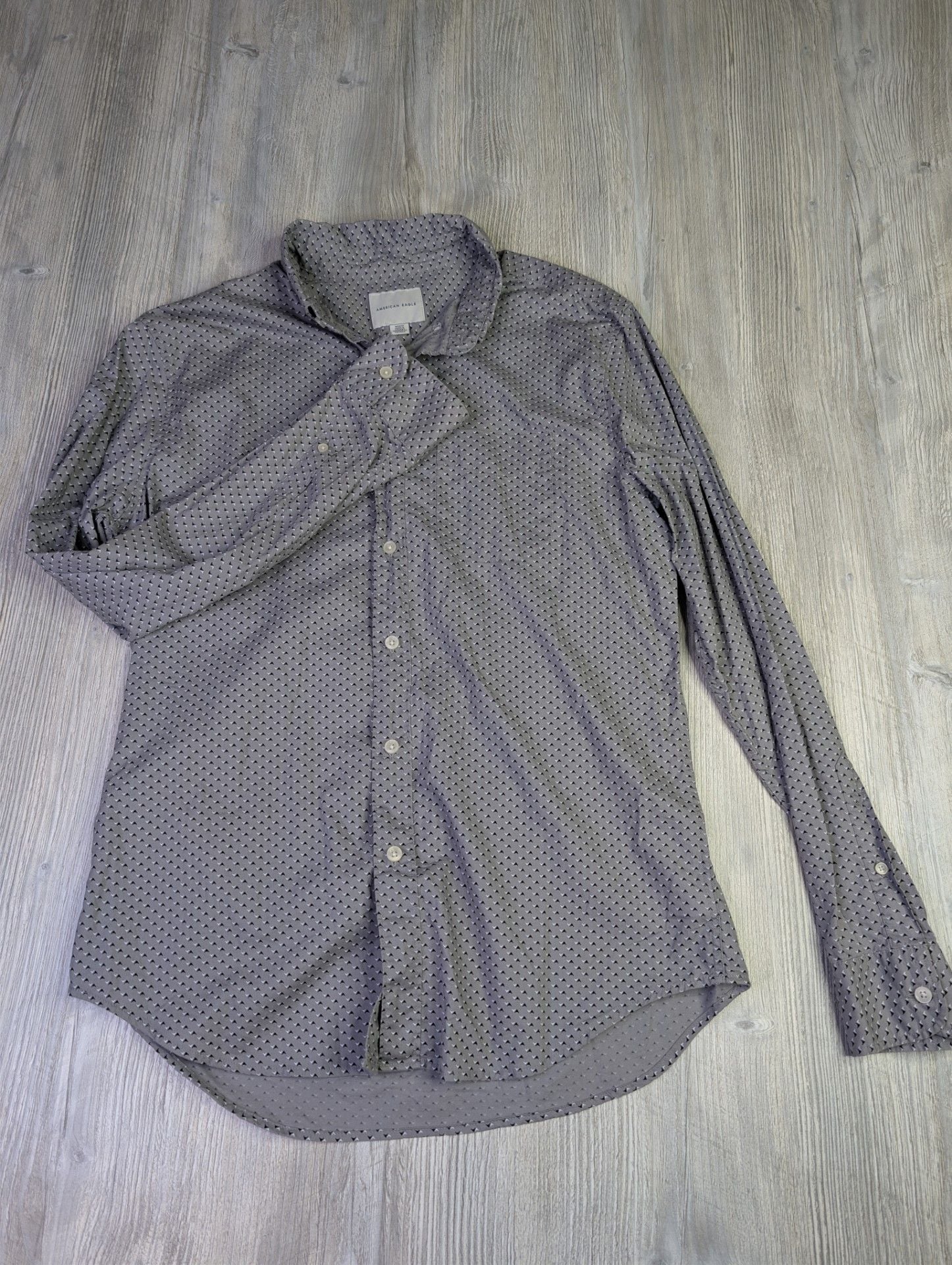 American Eagle Long Sleeve Geometric Print Button Down Shirt 3