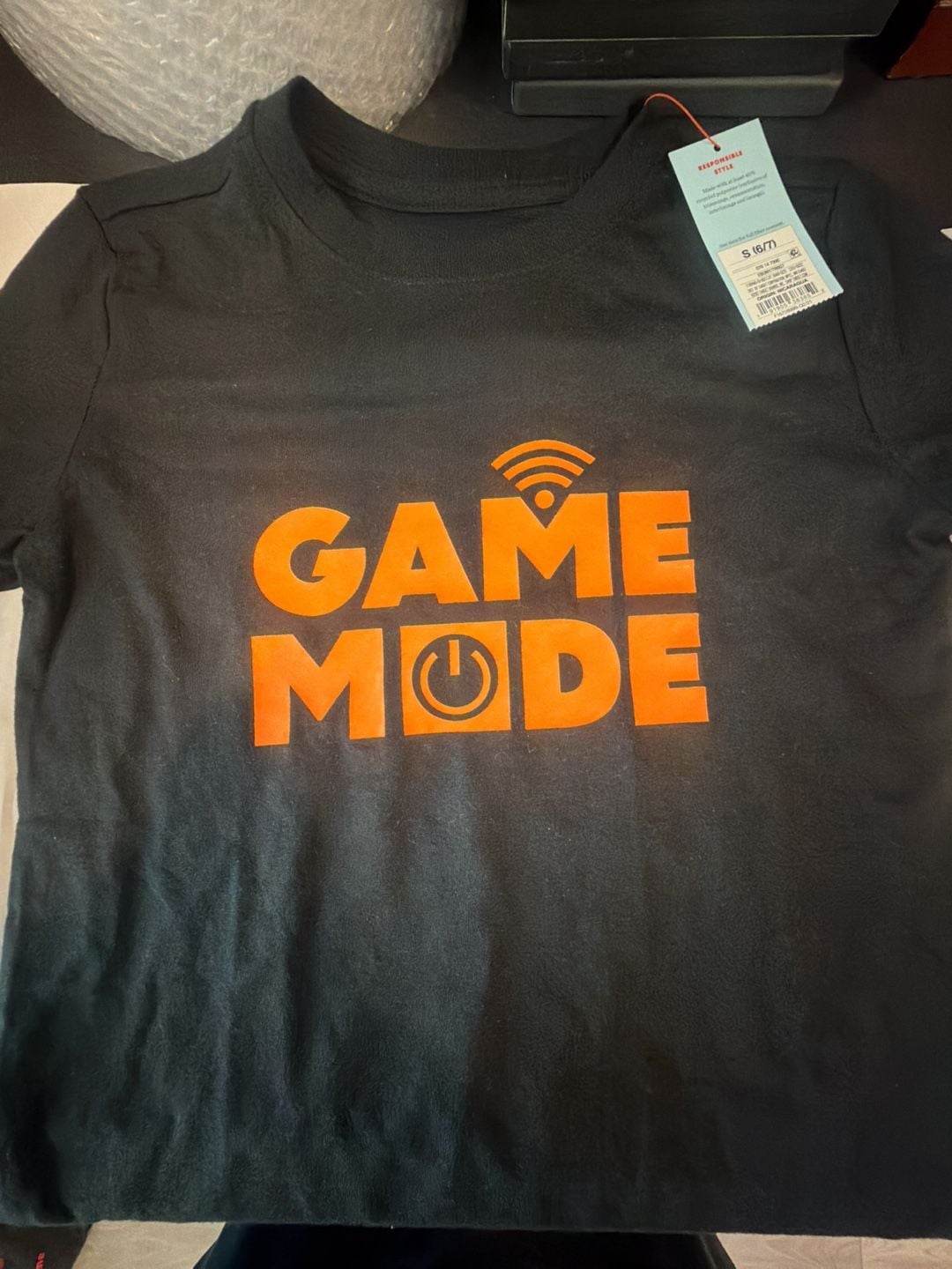 Cat & Jack Black Graphic Game Mode T-Shirt Size S (6/7) 1