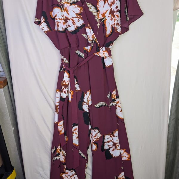 AUW Women's Burgundy Floral Print Faux Wrap Short Sleeve Jumpsuit