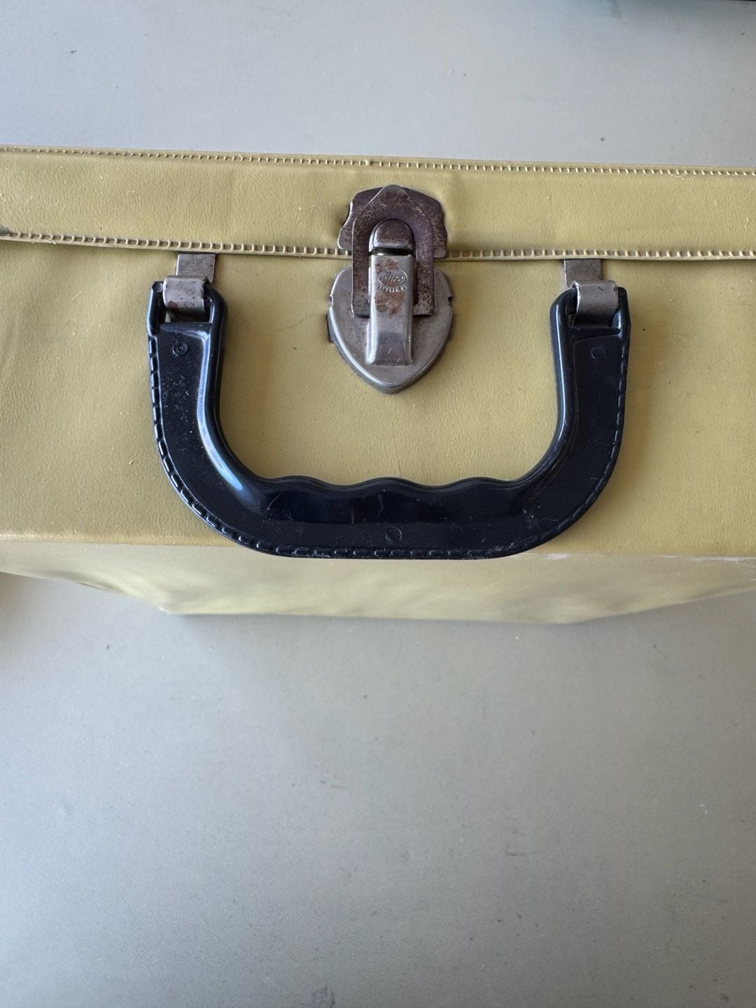 Vintage 1964 Mattel Ken Doll Carrying Case 3