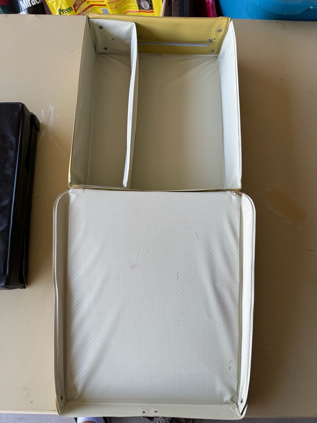 Vintage 1964 Mattel Ken Doll Carrying Case 4