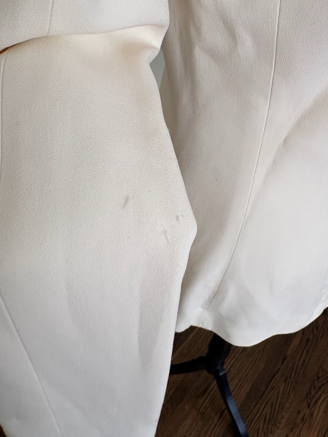 The Row Off-White Single-Breasted Shawl Collar Blazer 8