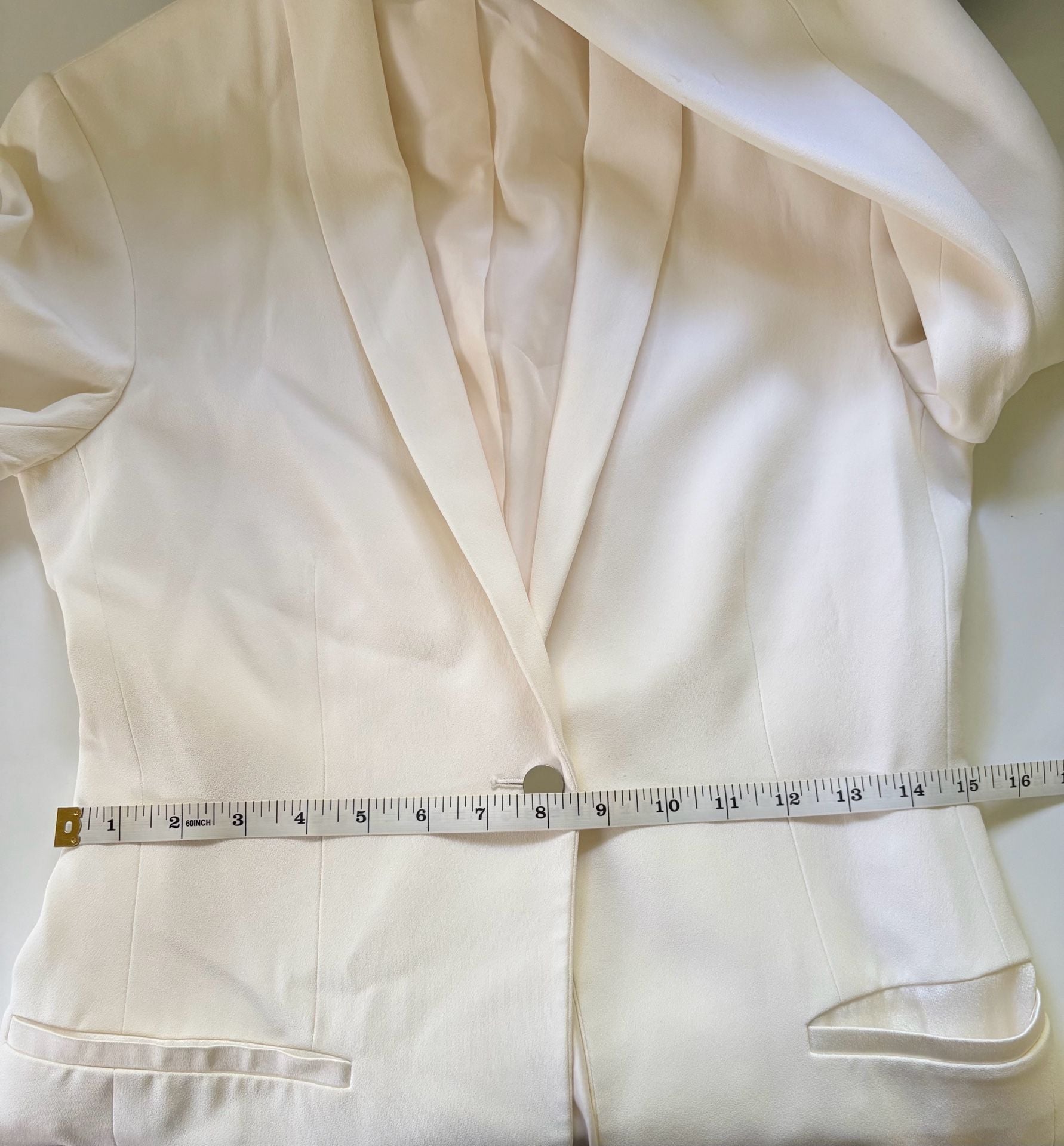 The Row Off-White Single-Breasted Shawl Collar Blazer 11