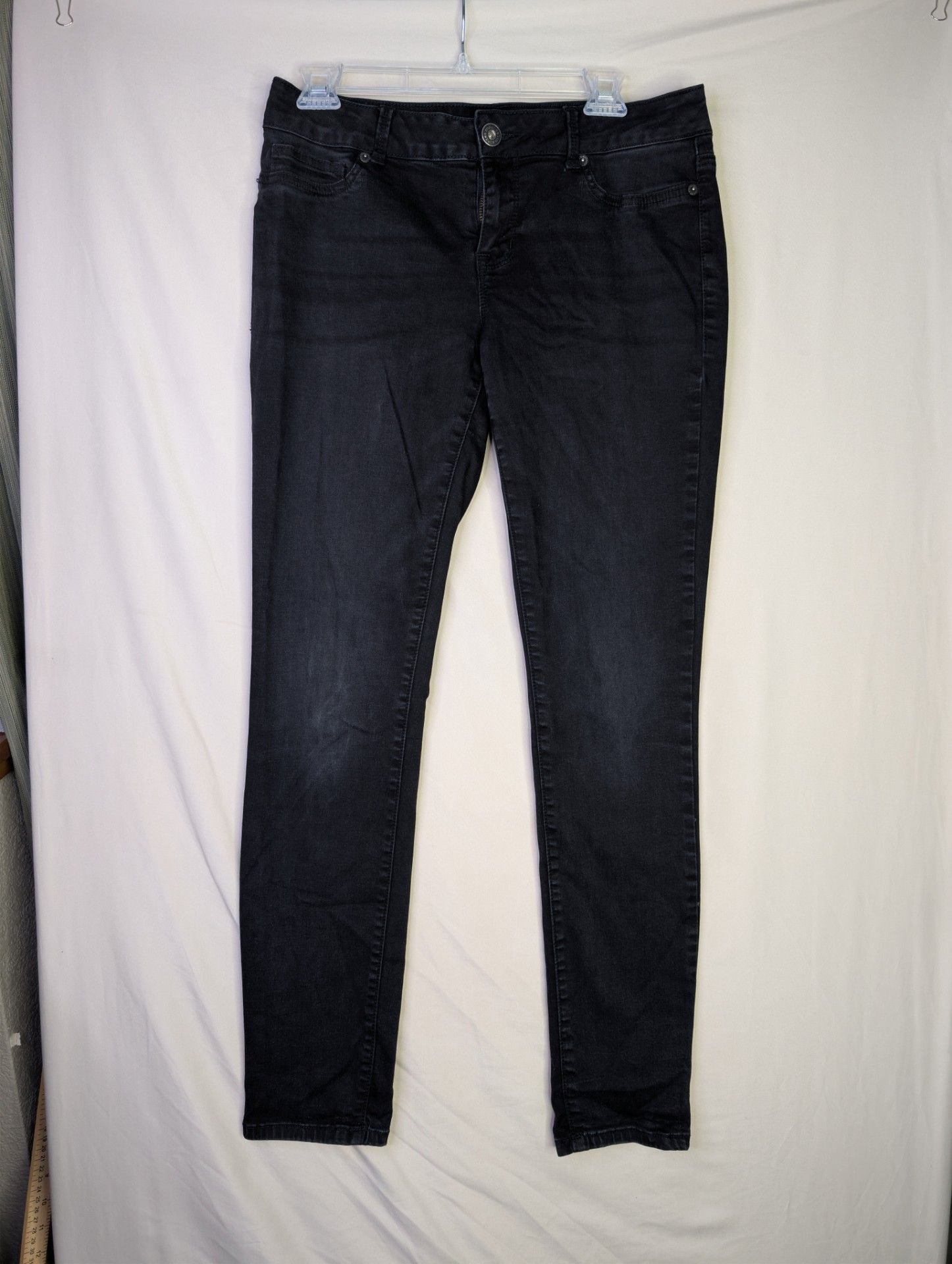 Maurices Women's Black Stretch Skinny Jeans 2