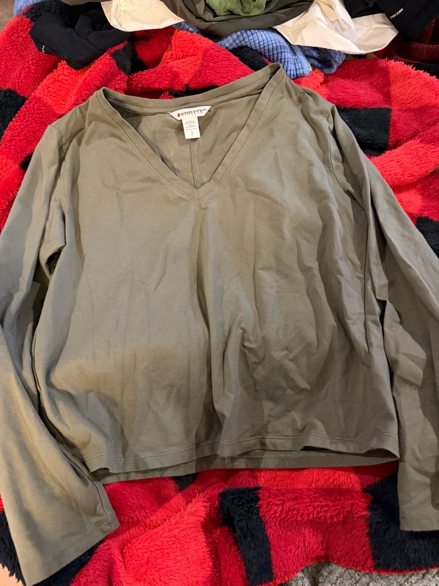 Athleta Olive Green V-Neck Long Sleeve Pullover Top 1