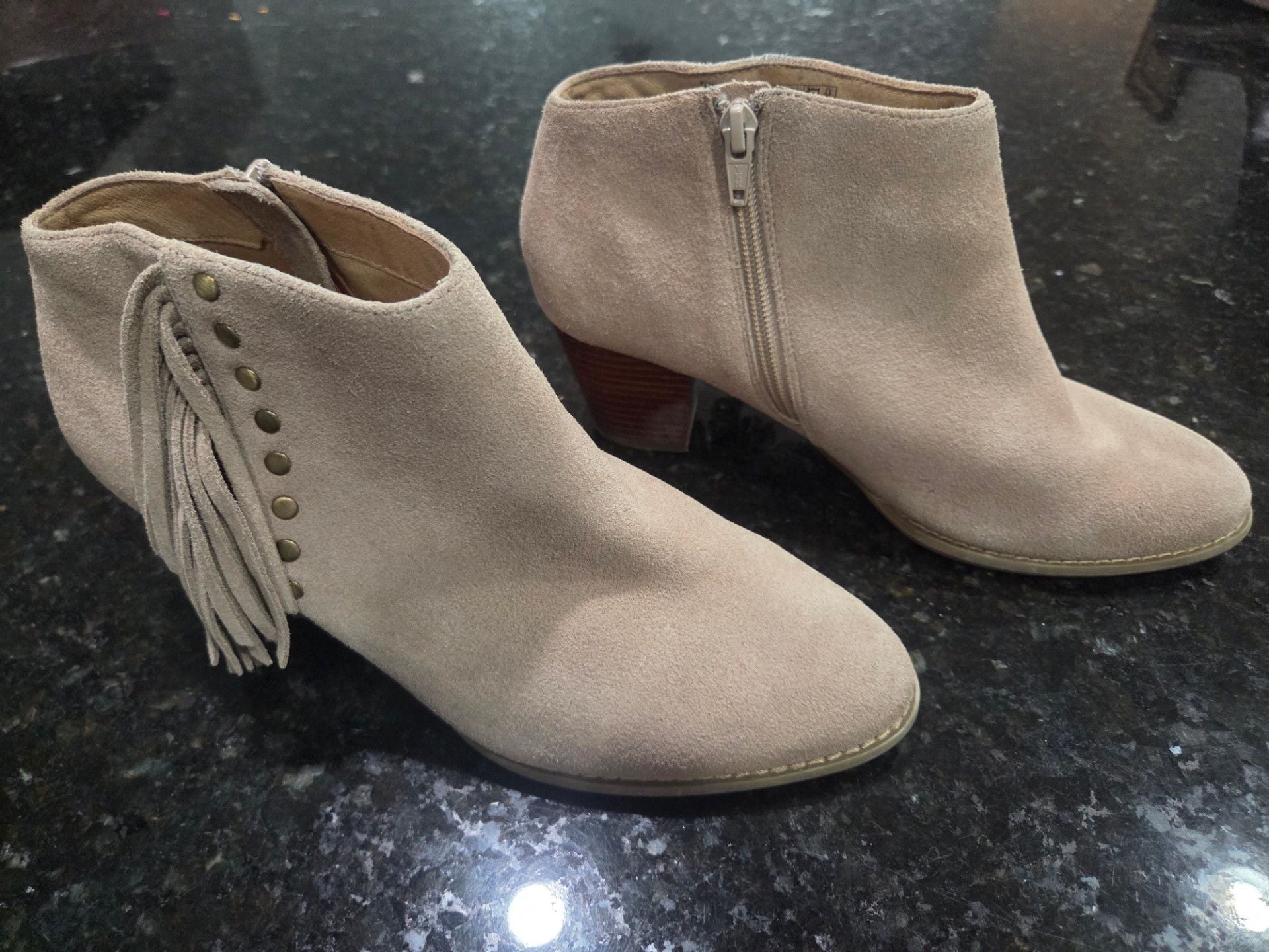 Vionic Faros size 9 tan fringe leather boots with ankle bootie orthotic
*$130 on Shoe Shack (see pic)* 2
