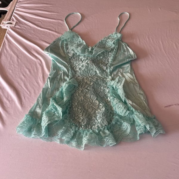 D730 Vintage Alana Gale Intimates Satin and Lace Babydoll Chemise