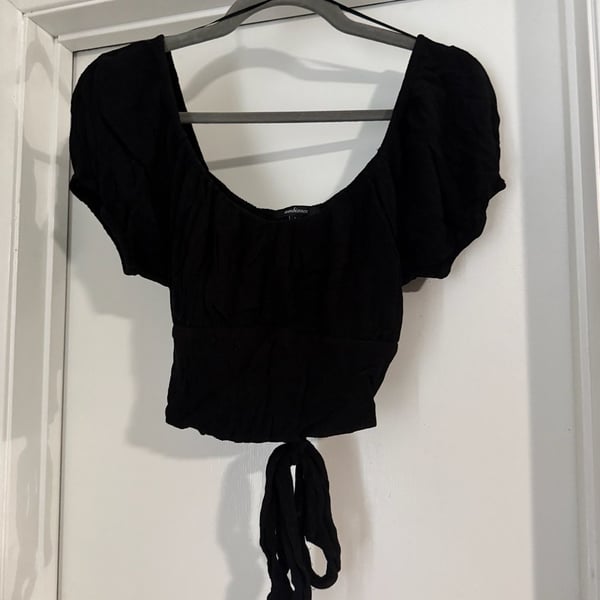 Ambiance Black Tie-Back Puff Sleeve Crop Top