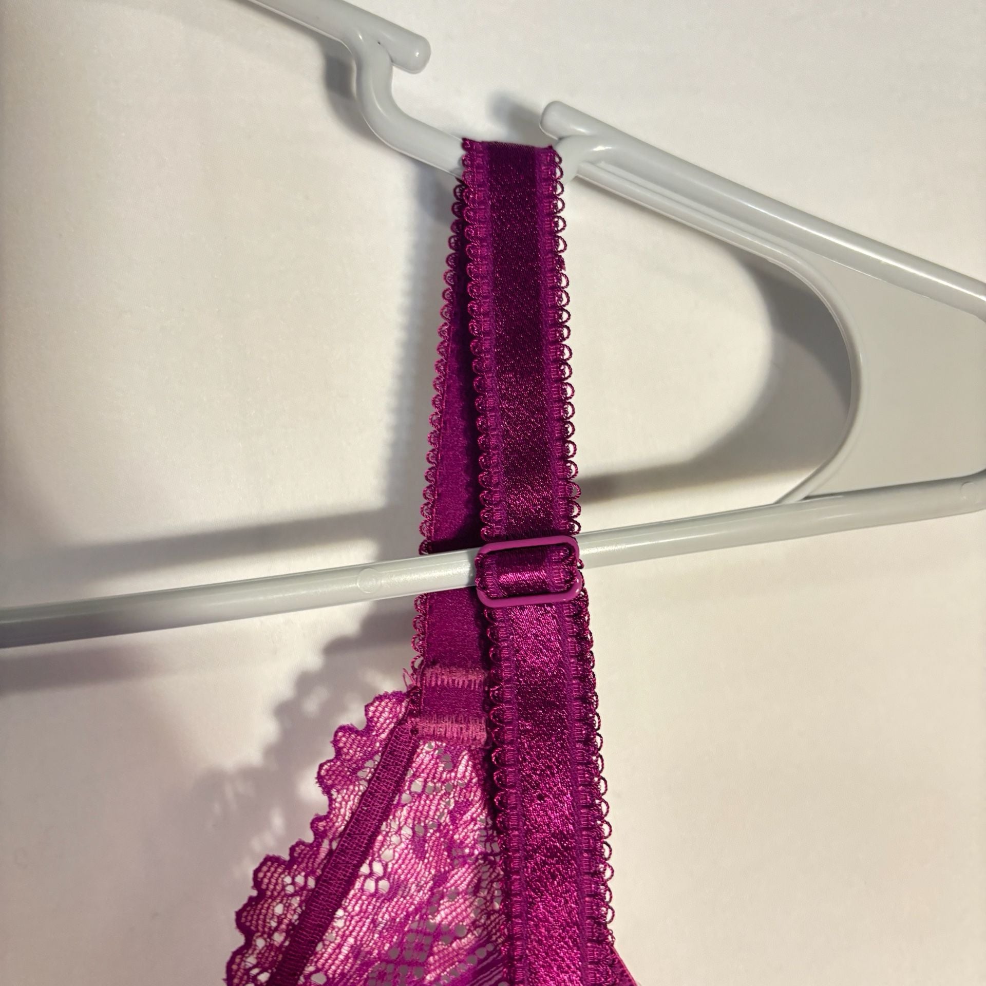 Wacoal Embrace Lace Underwire Contour Bra, Purple/Pink, 32DDD 5