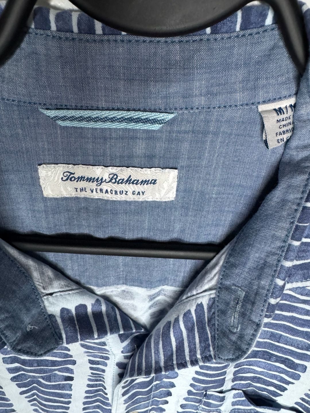 Tommy Bahama The Veracruz Cay Men's Medium Short Sleeve Button-Down Camp Shirt 8