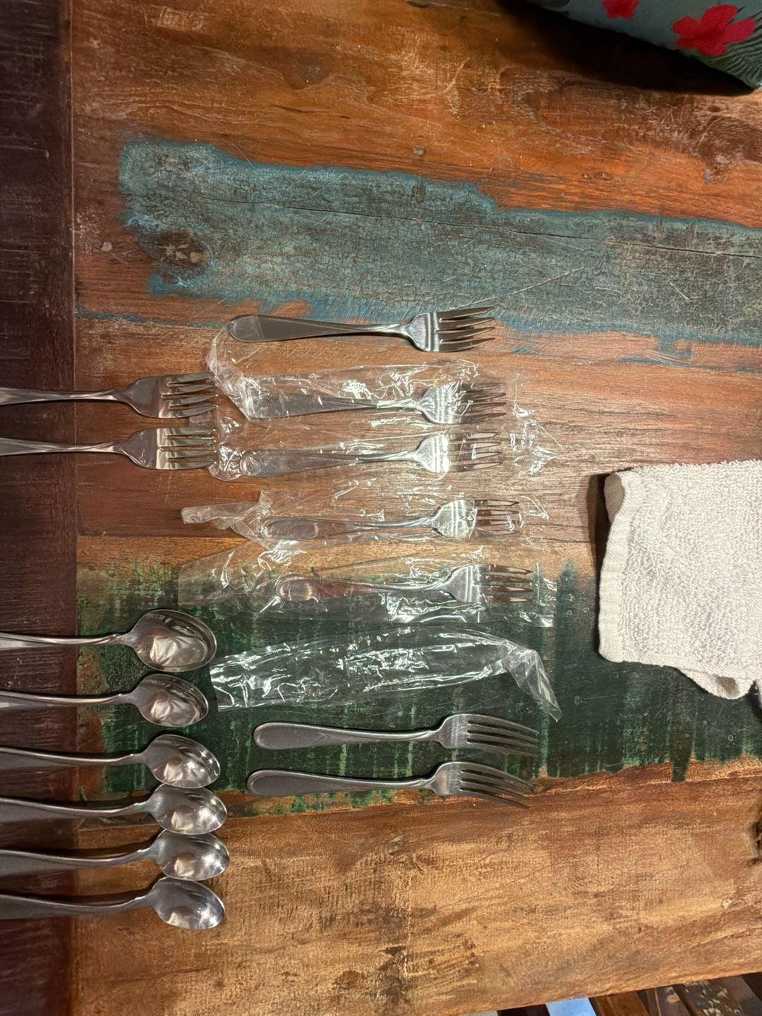 Oneida Flight-Reliance Stainless Steel Flatware Assorted Lot 5