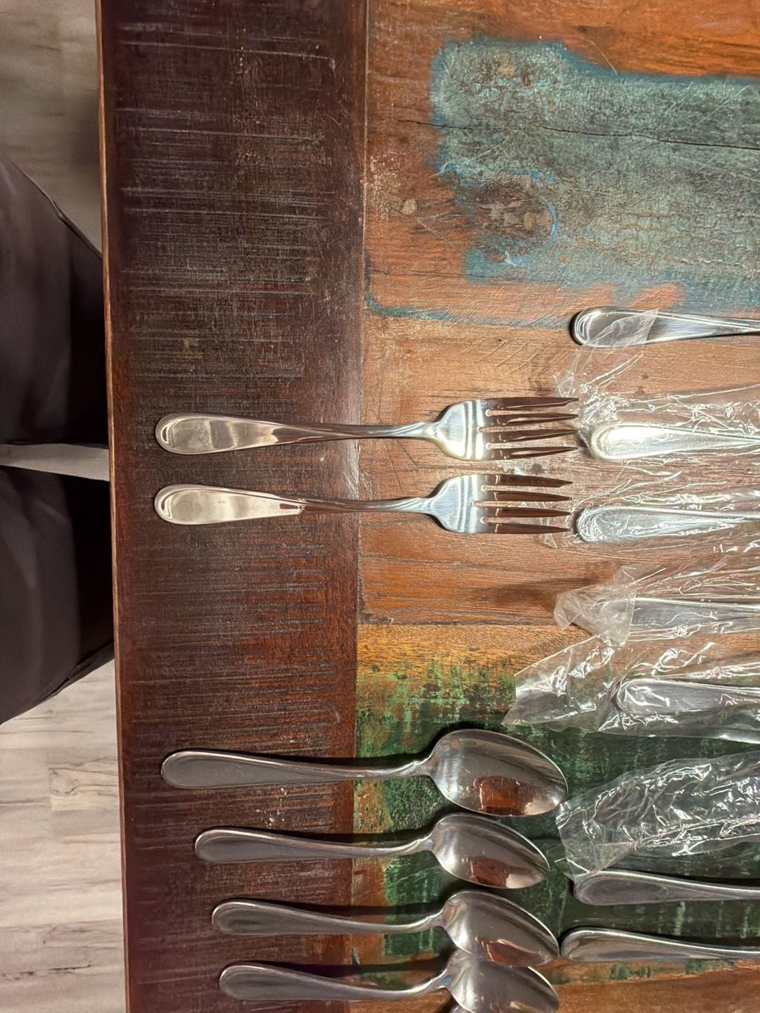 Oneida Flight-Reliance Stainless Steel Flatware Assorted Lot 8