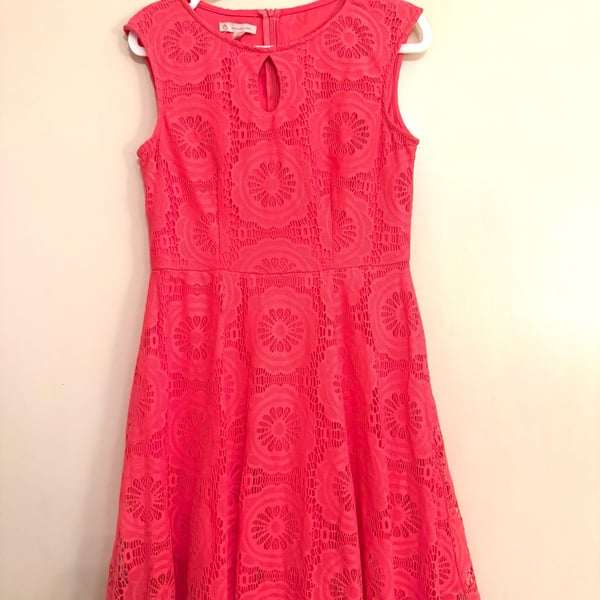 Dress Barn DB est Women's Coral Lace Sleeveless Keyhole Fit and Flare Dress 8P