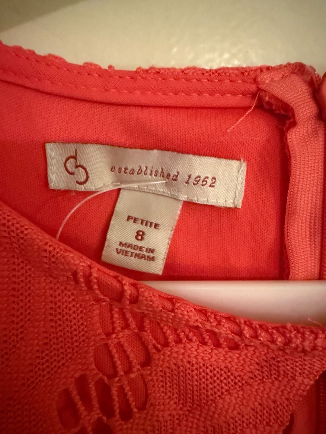 Dress Barn DB est Women's Coral Lace Sleeveless Keyhole Fit and Flare Dress 8P 5