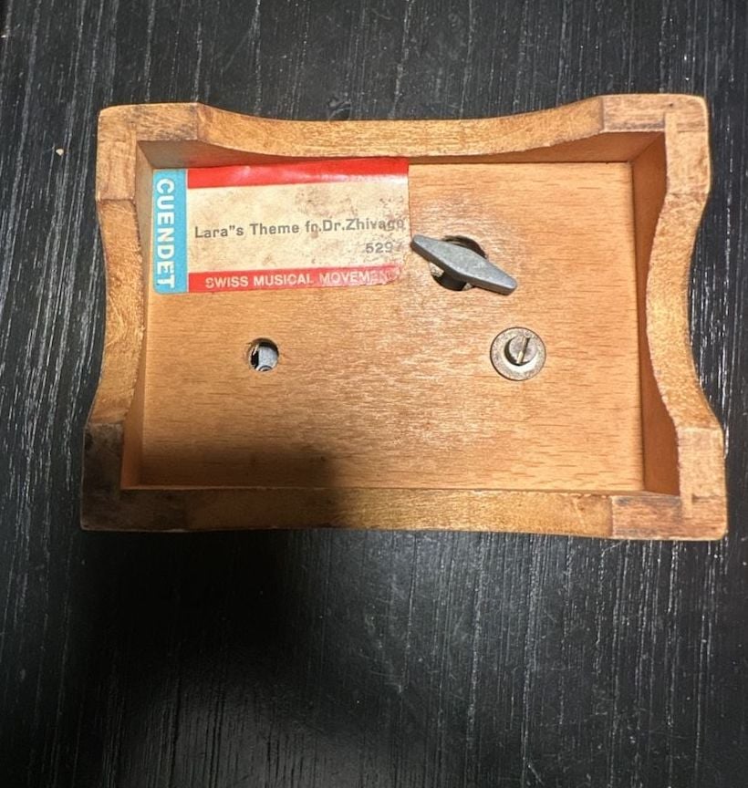 Cuendet Vintage Wooden Music Box with Swiss Musical Movement playing Lara's Theme from Dr. Zhivago 3