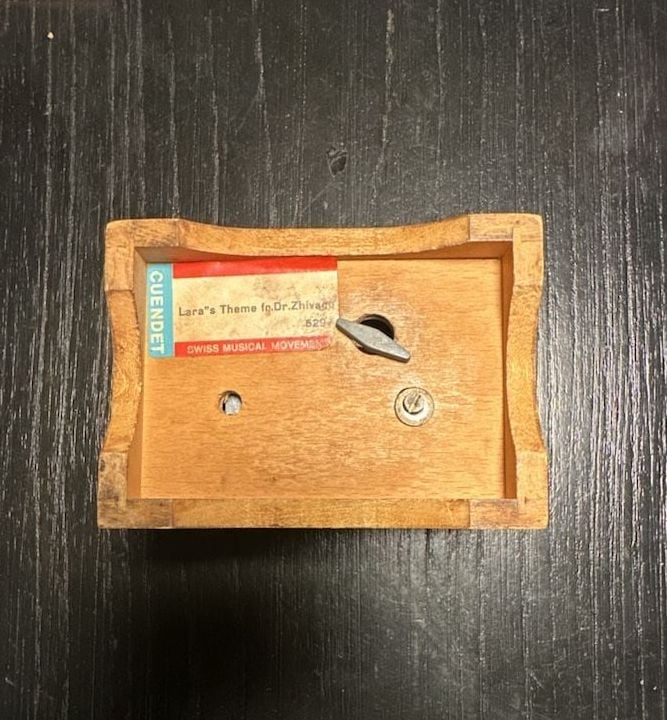 Cuendet Vintage Wooden Music Box with Swiss Musical Movement playing Lara's Theme from Dr. Zhivago 6