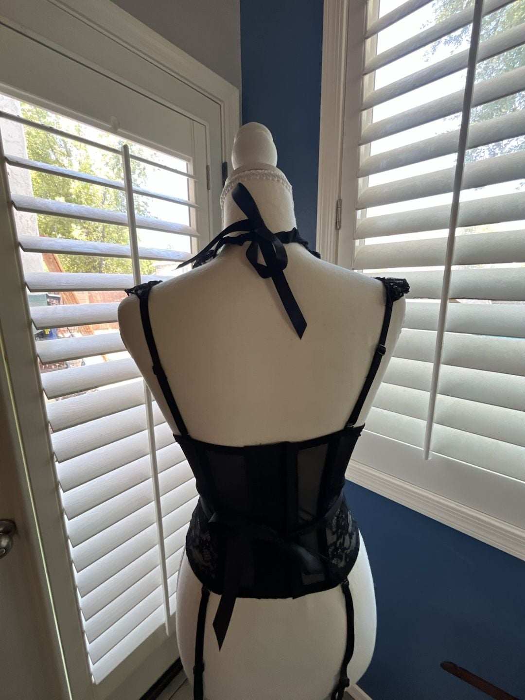 Black Lace Corset Lingerie Set with Garter straps 7