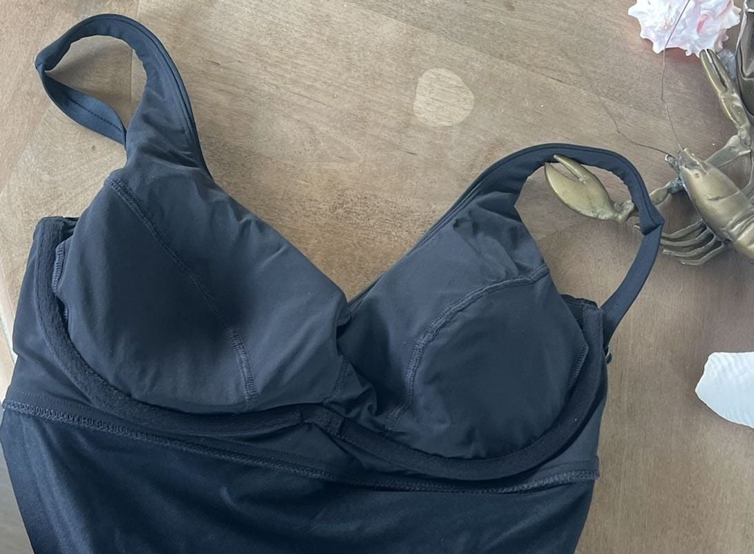 Athleta Bondi Bra Cup Underwire Tankini Top in Black 8
