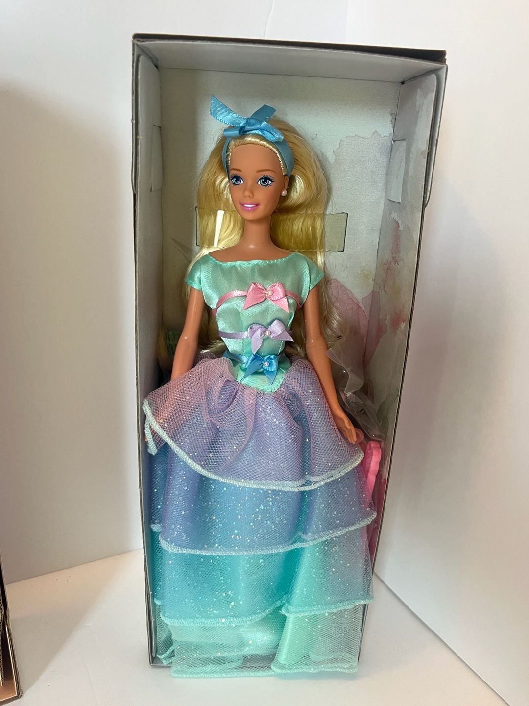 Vintage 1996 Avon Exclusive Spring Petals Barbie SET OF THREE new in the boxes 5