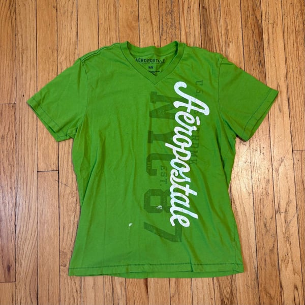 Aeropostale EST. 1987 Logo Graphic V-Neck Short Sleeve T-Shirt Lime Green Size Medium