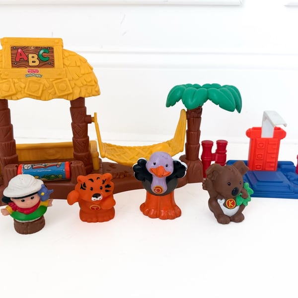 Fisher Price Little People ABC Zoo Nursery Play Set Alphabet Baby Animal