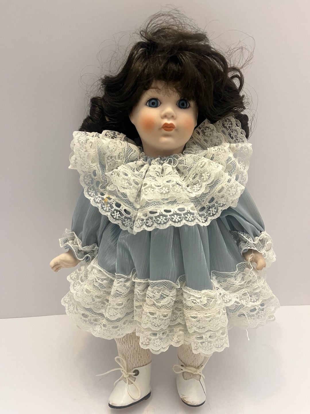 Vintage MANN "it's a Small World" Porcelain Doll, Musical, 1987 - , 1